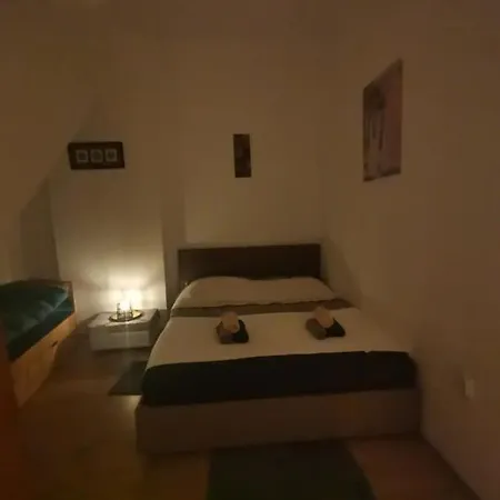 Flat In Center, 45m2 公寓 贝尔格莱德